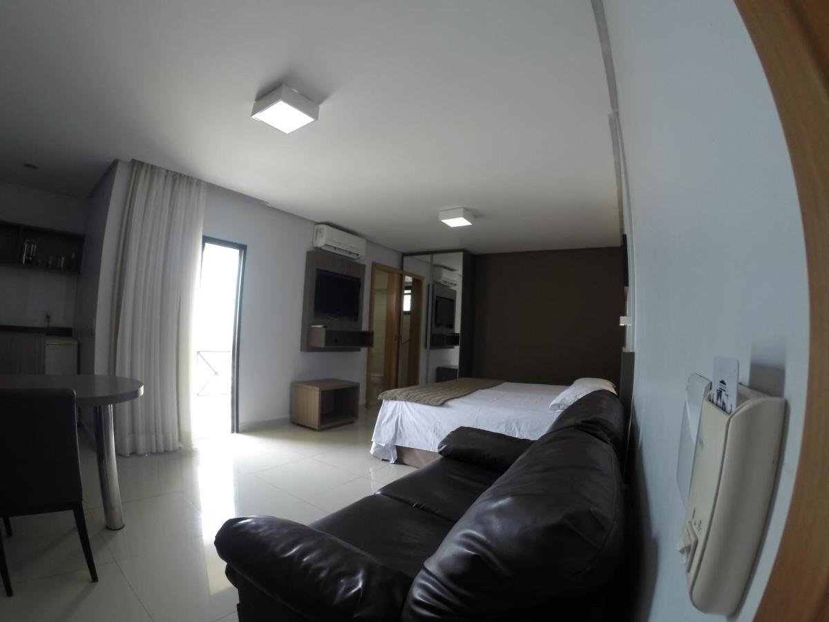 Flat Crystal Place Aparthotel *