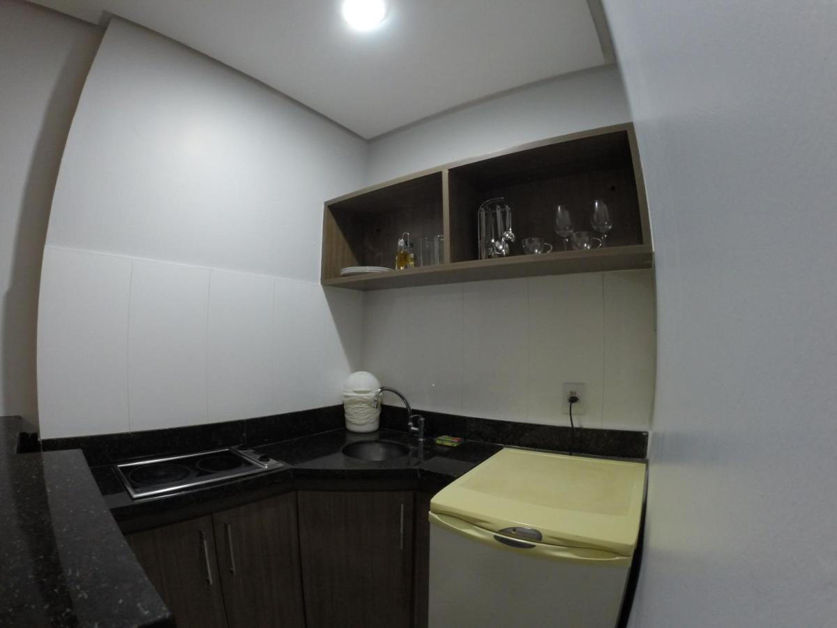 Flat Crystal Place